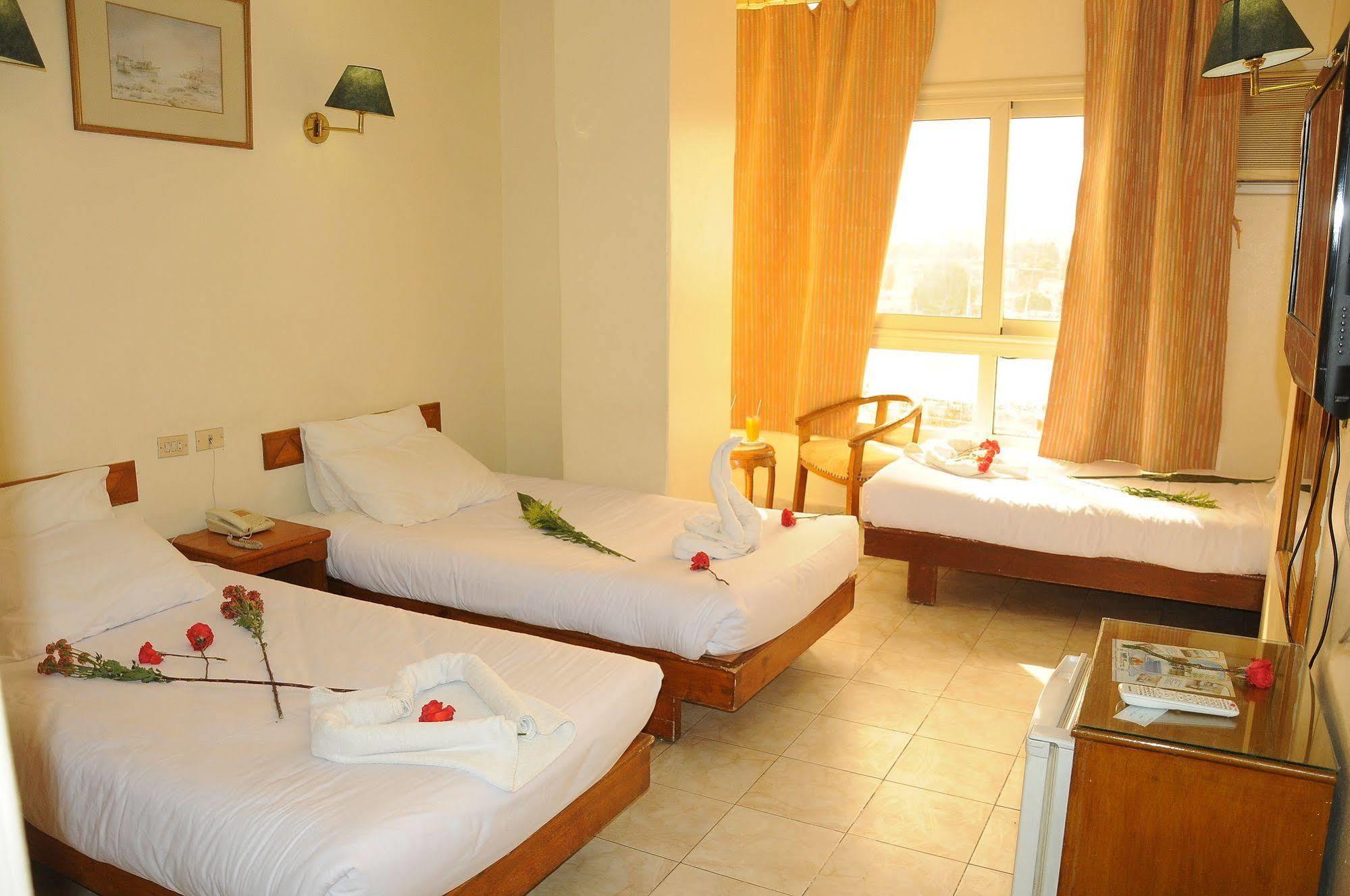 Nile Hotel Asuán Exteriér fotografie